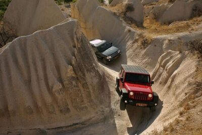 Private Jeep Safari tour in Cappadocia - Sunrise vs Sunset: Balloons, Valleys, and a Champagne Party