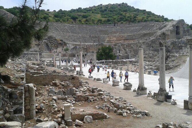 Private Tour of Turkey In 7-Days: Cappadocia- Ephesus- Pamukkale- Istanbul - Day 6 Izmir and Ephesus: Ancient City with a Meaningful Side Stop
