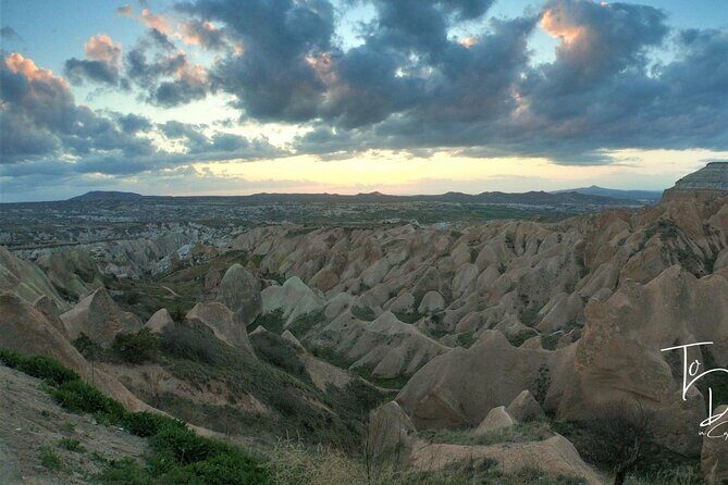 Red & Rose Valley Sunset Hiking Tour with a Trekking Dog "Oscar" - Price and Value: Is $54.01 a Smart Deal?