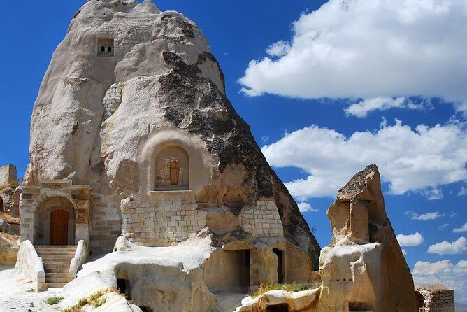 Small-Group Cappadocia Tour: Devrent Valley, Monks Valley and Open Air Museum in Goreme - Uchisar Castle and the Fairy Chimneys orientation drive