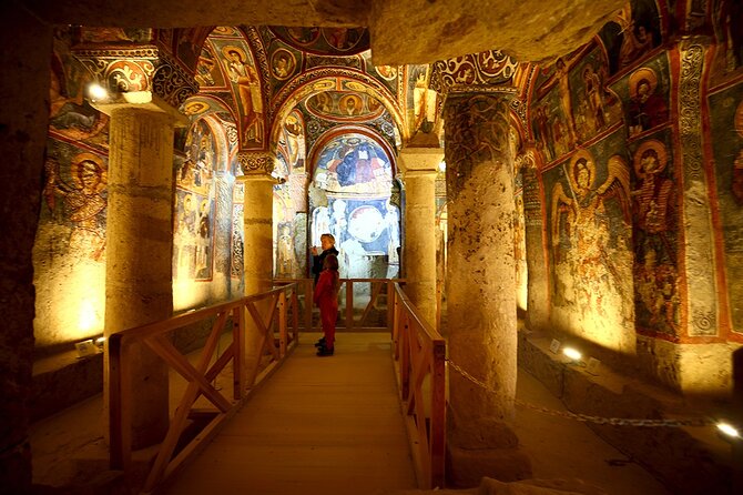 Small Group Red Tour Experience in Cappadocia - Pickup and day flow in Göreme: how the route stays manageable