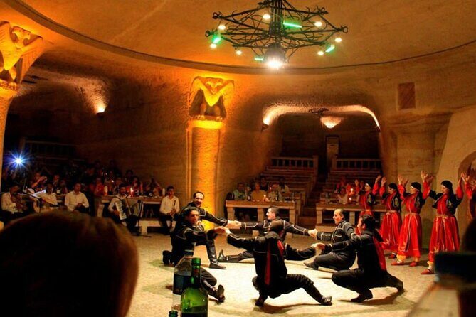 Turkish night show with dinner and unlimited free alcohol - Unlimited drinks: how to enjoy it without getting surprised