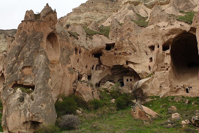 Undiscovered Cappadocia Tour by Cappadocian Guide - First stop: Ortahisar Kalesi and the watchtower feel