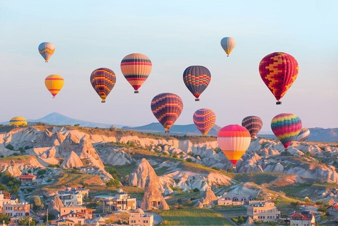 Watching Balloons on Cappadocia Sky(People Have Fear of Heights) - Key details at a glance